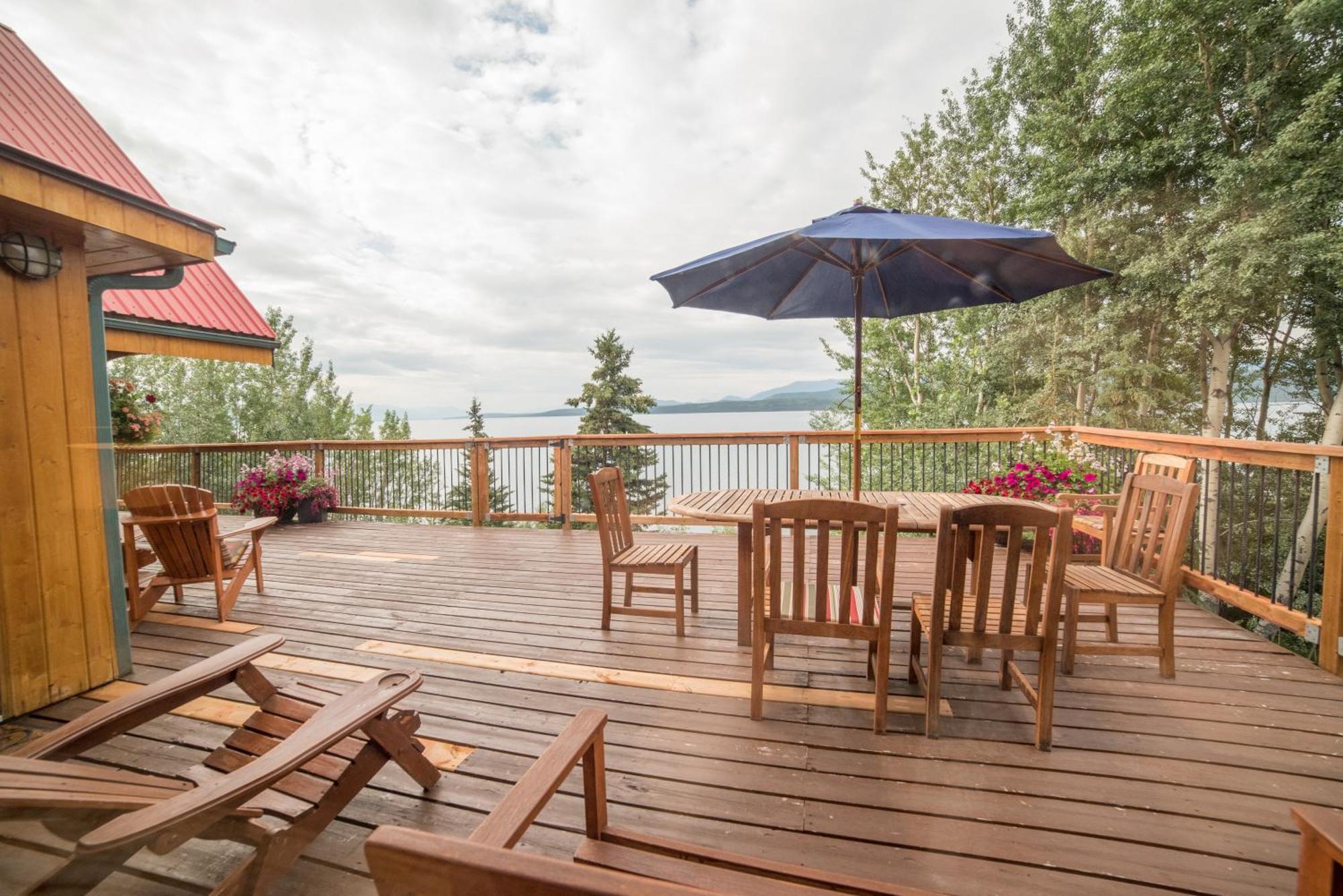 Inn On The Lake - Whitehorse Marsh Lake Exterior photo